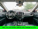 Used 2015 Jeep Cherokee Limited image 2