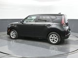 Used 2023 Kia Soul LX w/ LX Technology Package image 5