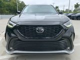 Used 2021 Toyota Highlander XSE image 2