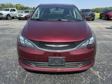 Used 2019 Chrysler Pacifica LX image 2