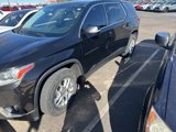Used 2020 Chevrolet Traverse LT image 2