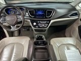 Used 2017 Chrysler Pacifica Touring-L w/ Tire & Wheel Group image 3