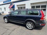 Used 2016 Volvo XC70 T5 Premier w/ Protection Package image 2