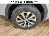 Used 2021 Subaru Outback Premium image 5