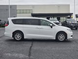 Used 2023 Chrysler Voyager LX image 3