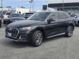 Used 2021 Audi Q5 2.0T Premium w/ Convenience Package image 2