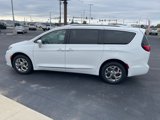Used 2021 Chrysler Pacifica Limited image 5