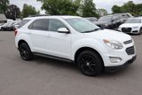 Used 2017 Chevrolet Equinox LT image 3