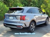 Used 2021 Kia Sorento S w/ Panoramic Sunroof Package image 3