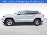 Used 2018 Jeep Grand Cherokee Laredo image 3