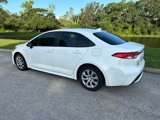 Used 2021 Toyota Corolla LE image 3