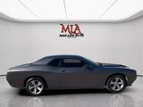Used 2017 Dodge Challenger SXT image 4