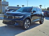 New 2025 Volvo XC40 B5 Core image 2