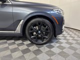 Used 2022 BMW X7 xDrive40i w/ Premium Package image 3