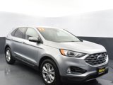 Used 2022 Ford Edge Titanium image 3