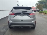Used 2022 Ford Edge SEL w/ Convenience Package image 5