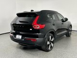 Used 2023 Volvo XC40 Recharge Plus image 4