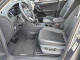 Used 2024 Volkswagen Tiguan SE image 3