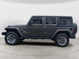 Used 2018 Jeep Wrangler Unlimited Sahara image 2