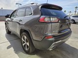 Used 2019 Jeep Cherokee Limited image 3