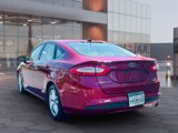 Used 2015 Ford Fusion SE image 2