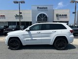 Used 2022 Jeep Grand Cherokee Laredo X image 4