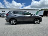 Used 2018 Nissan Rogue S image 2