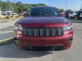 Used 2020 Jeep Grand Cherokee Altitude image 3