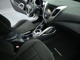 Used 2016 Hyundai Veloster image 6