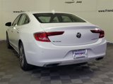 Used 2018 Buick LaCrosse Essence image 4