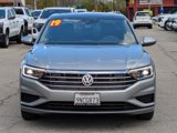 Used 2019 Volkswagen Jetta SEL image 2