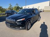 Used 2017 Jeep Cherokee Latitude w/ Cold Weather Group image 3