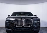 Used 2025 BMW 760i xDrive w/ Executive Package image 2