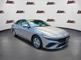 Used 2025 Hyundai Elantra SE image 3