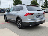 Certified 2021 Volkswagen Tiguan SE w/ Panoramic Sunroof Package image 2