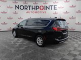 Used 2024 Chrysler Pacifica Touring-L image 5