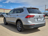 Used 2024 Volkswagen Tiguan SE image 2