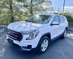 Used 2024 GMC Terrain SLE image 3