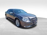 Used 2016 Chrysler 300 C image 5