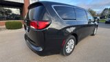 Used 2017 Chrysler Pacifica Touring w/ Tire & Wheel Group image 3
