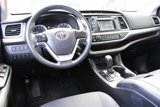 Used 2019 Toyota Highlander LE image 4