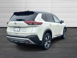 Used 2021 Nissan Rogue Platinum image 4