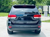 Used 2017 Jeep Grand Cherokee Laredo w/ Quick Order Package 23E image 4