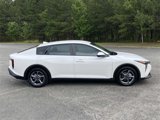 New 2025 Kia K4 LXS image 2