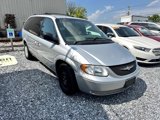 Used 2002 Chrysler Town & Country LX image 3