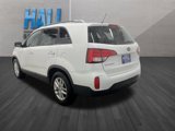 Used 2015 Kia Sorento LX image 3