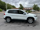 Used 2017 Volkswagen Tiguan S image 5