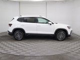 New 2025 Volkswagen Taos SE image 5