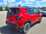 Used 2017 Jeep Renegade Trailhawk w/ Premium Trailhawk Package image 4