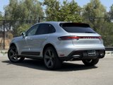 Used 2025 Porsche Macan image 3